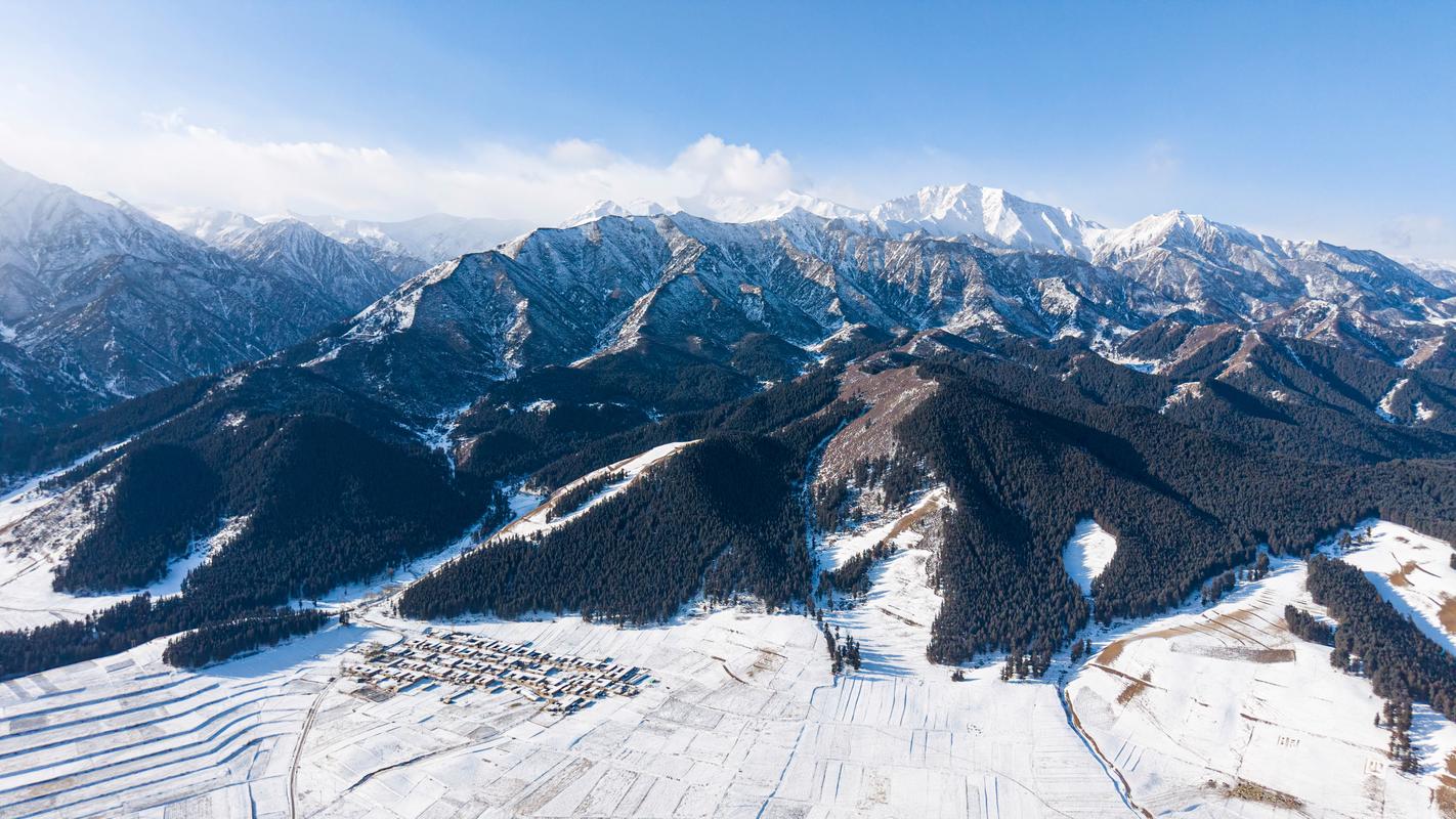 祁连山上的雪为什么不融化?祁连山为什么常年积雪?-第1张图片-博通理财 祁连山上的雪为什么不融化?祁连山为什么常年积雪?-第1张图片-博通理财